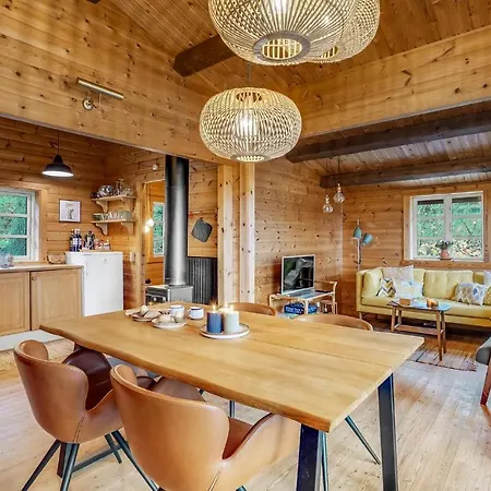 Cozy In With Kitchen * Knebel